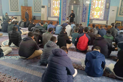 Salihli’de Adab-ı Muaşeret seminerleri