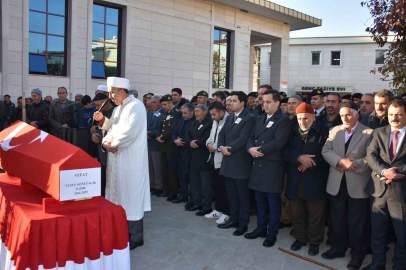 Piyade Er Gönlüaçık, son yolculuğuna uğurlandı