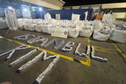 Bir limanda 94 milyon TL'lik kaçak sigara operasyonu... Tamamı imha edildi