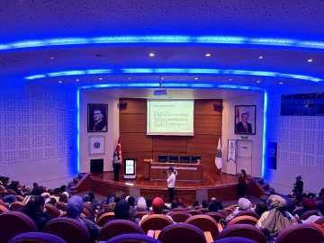 TÜGVA’dan gençlere "Zor Zamanlarda Umudu Korumak"  söyleşisi