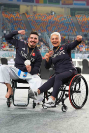 Aydınlı milli sporcu Uslu gümüş madalyanın sahibi oldu