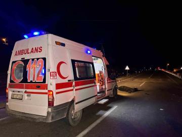 Uşak’ta feci kaza: Otomobilin çarptığı 3 kişi hayatını kaybetti