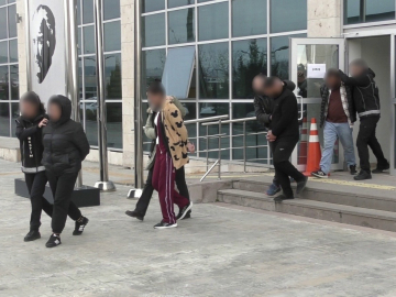 Uşak’ta uyuşturucu operasyonunda 2 kişi tutuklandı