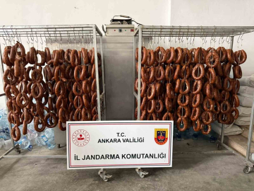 Sahte gıda üretimi yapan iş yerlerine operasyon: 3 gözaltı