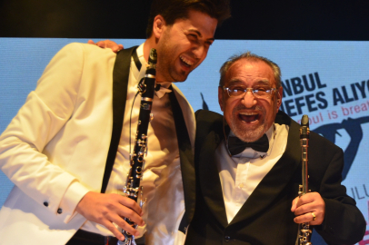 Bayram sabahlarına nefes verecek albüm