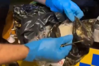 Ticari taksinin motor bölümünde 710 gram metamfetamin!